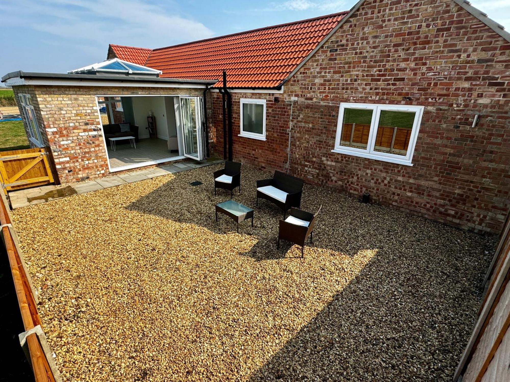 Luxury Isla Cottages, Bourne! Dog-Friendly, Countryside Views, Garden, Parking, 5Mins Pubs - Family Holiday Exterior photo